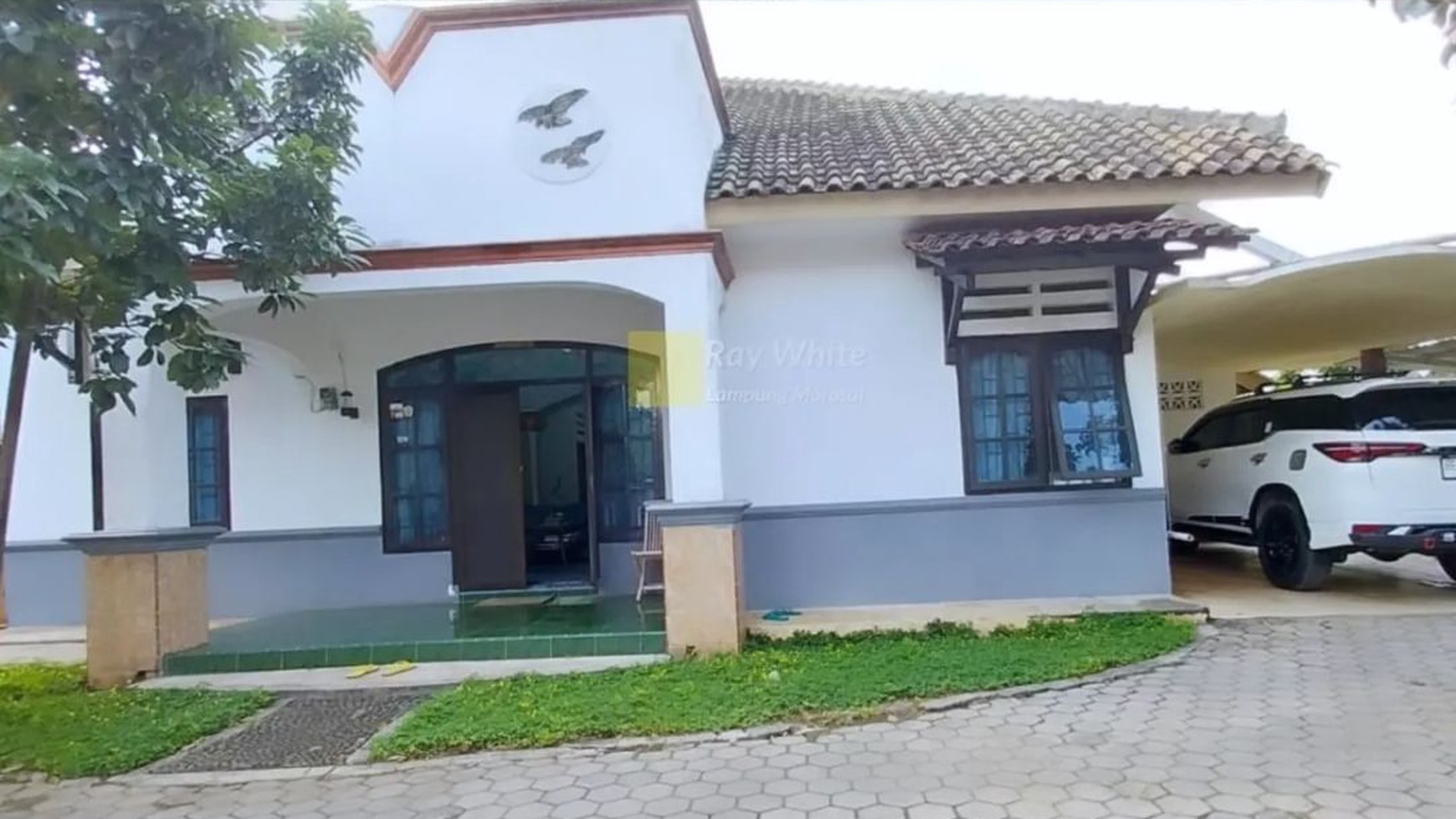 dijual rumah mewah way halim