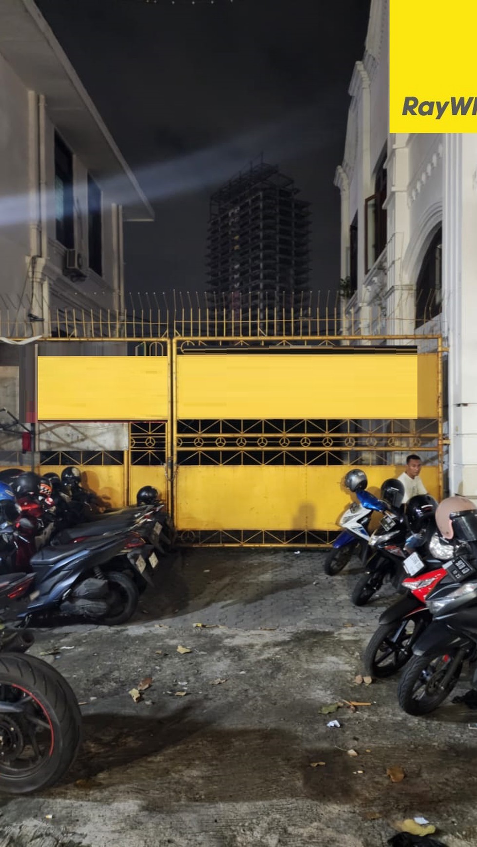 Rumah Hitung Tanah Area Cipete