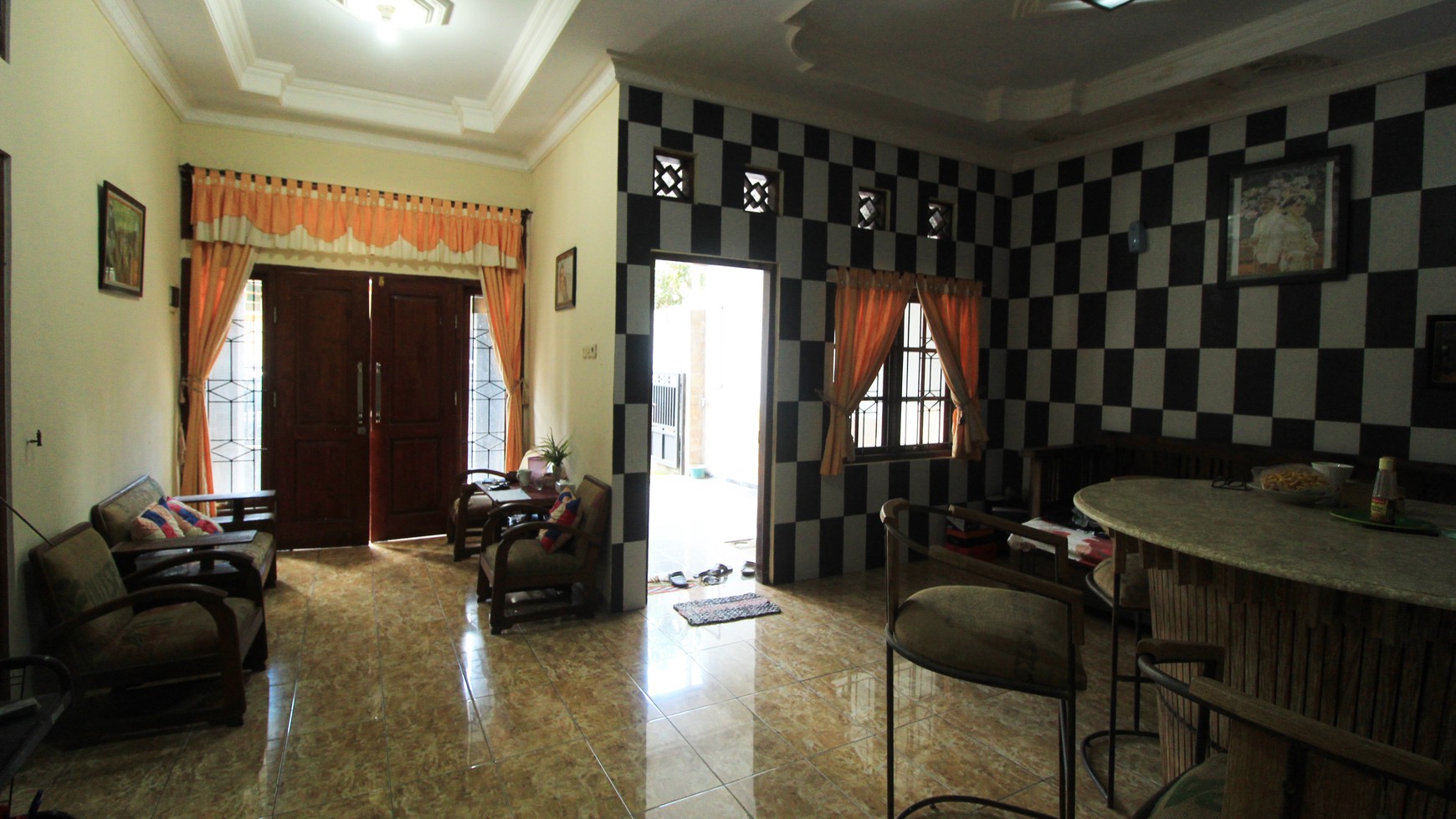 RUMAH TINGGAL DALAM PERUM TAMAN WIJAYA, DEKAT JL MAGELANG KM 5,5