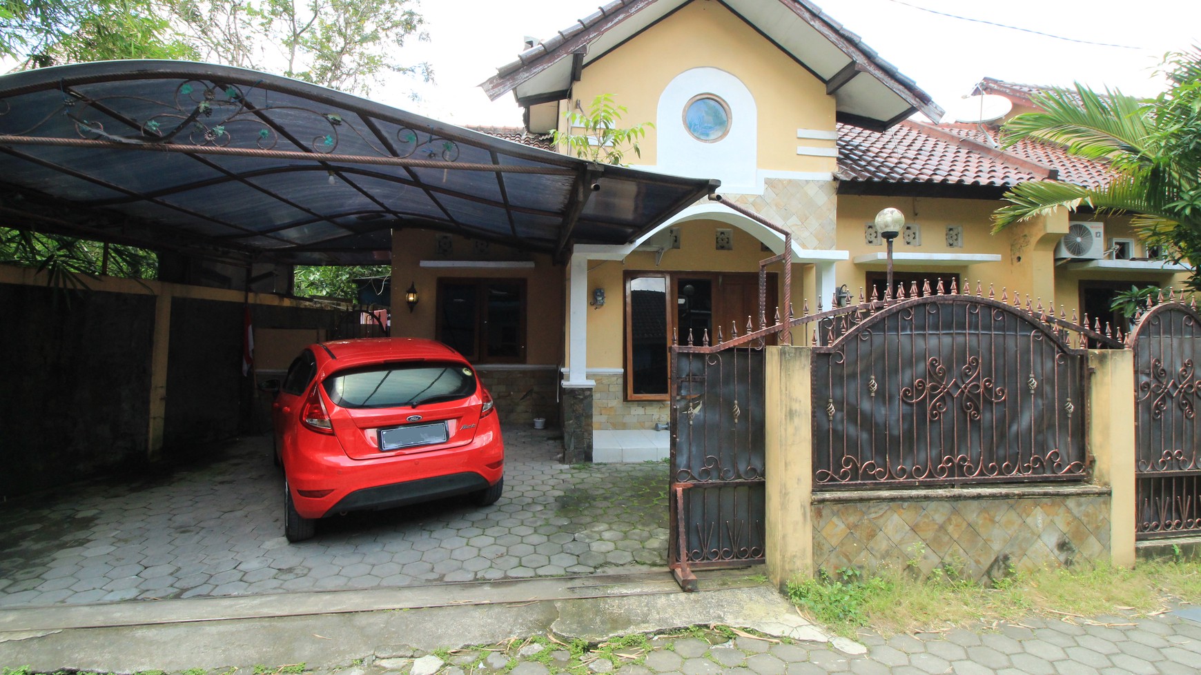 RUMAH SIAP HUNI, DALAM PERUMAHAN VILLA MONJALI, DEKAT AL-AZHAR, SLEMAN