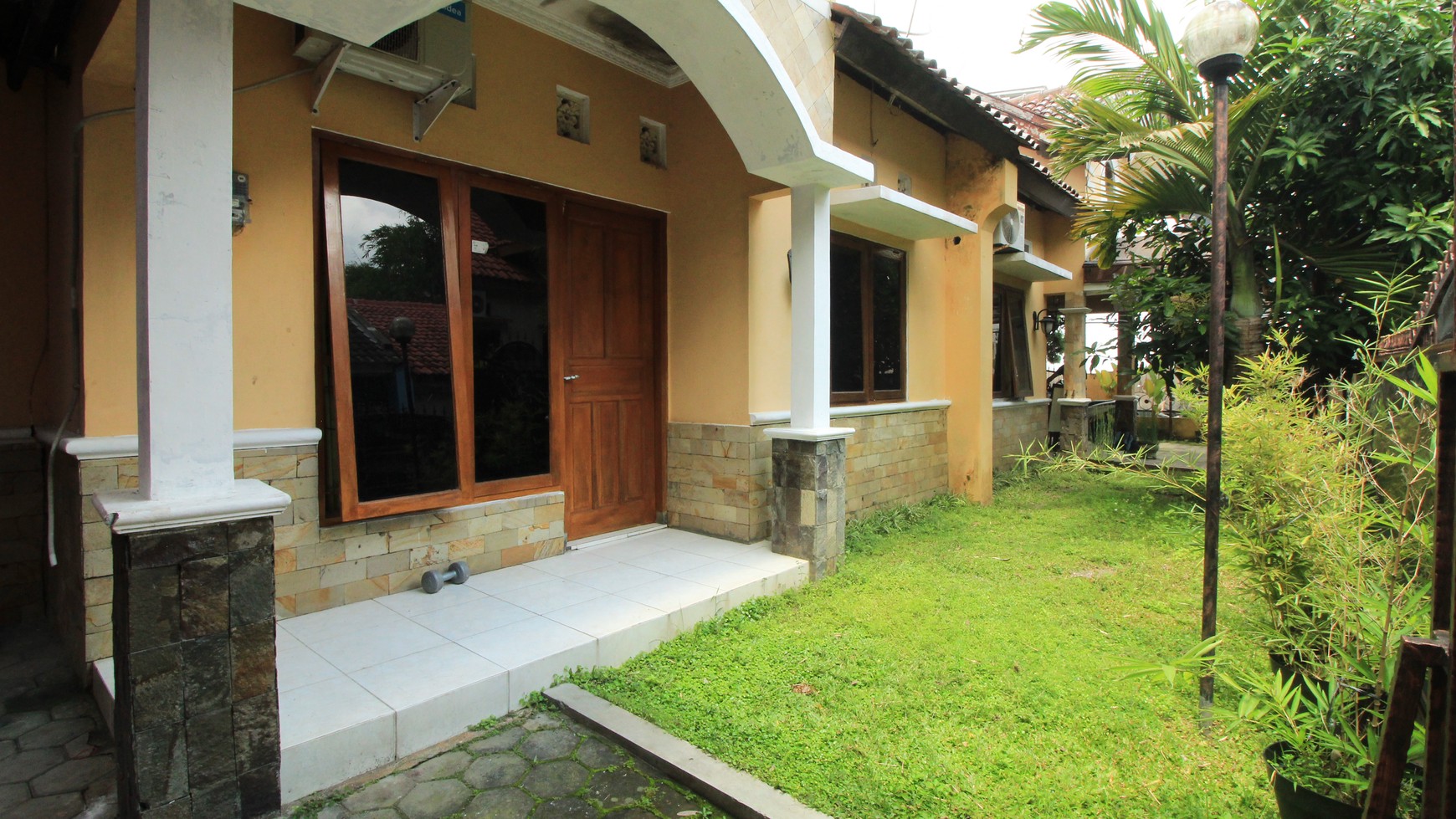 RUMAH SIAP HUNI, DALAM PERUMAHAN VILLA MONJALI, DEKAT AL-AZHAR, SLEMAN
