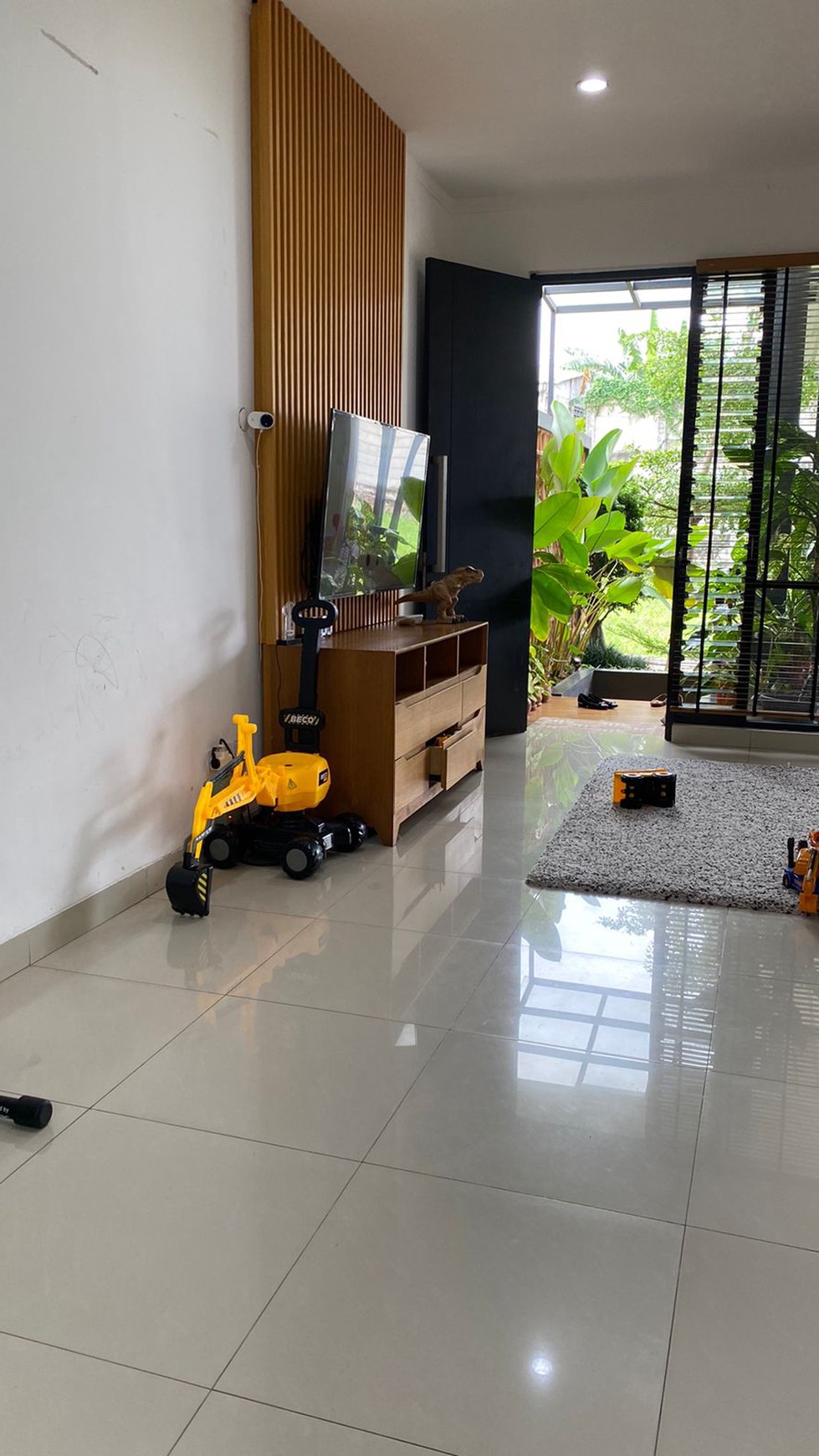 Rumah Siap Huni, Hunian Asri dan Minimalis @Discovery, Bintaro.