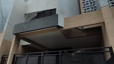 Rumah Baru Siap Huni Tata Ruang Efisiensi Simple & Nyaman- Tipe B