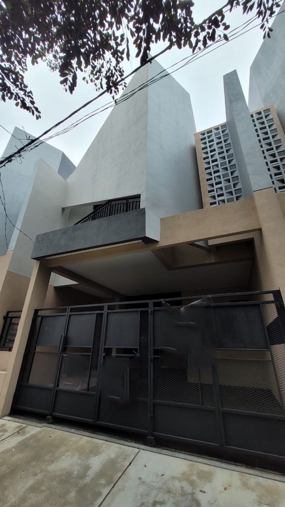 Rumah Baru Siap Huni Tata Ruang Efisiensi Simple & Nyaman- Tipe B