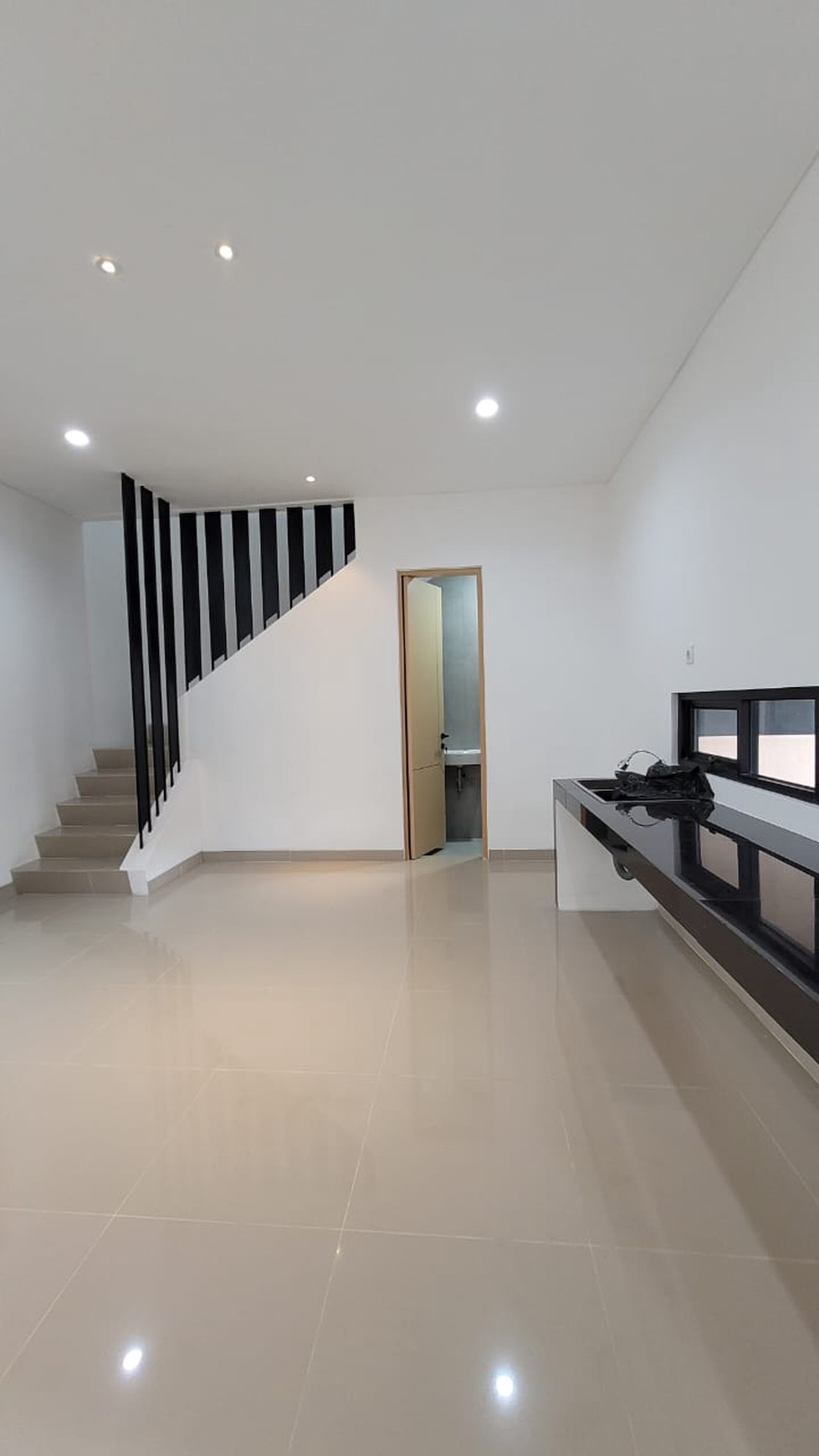 Rumah Baru Siap Huni Tata Ruang Efisiensi Simple & Nyaman- Tipe B