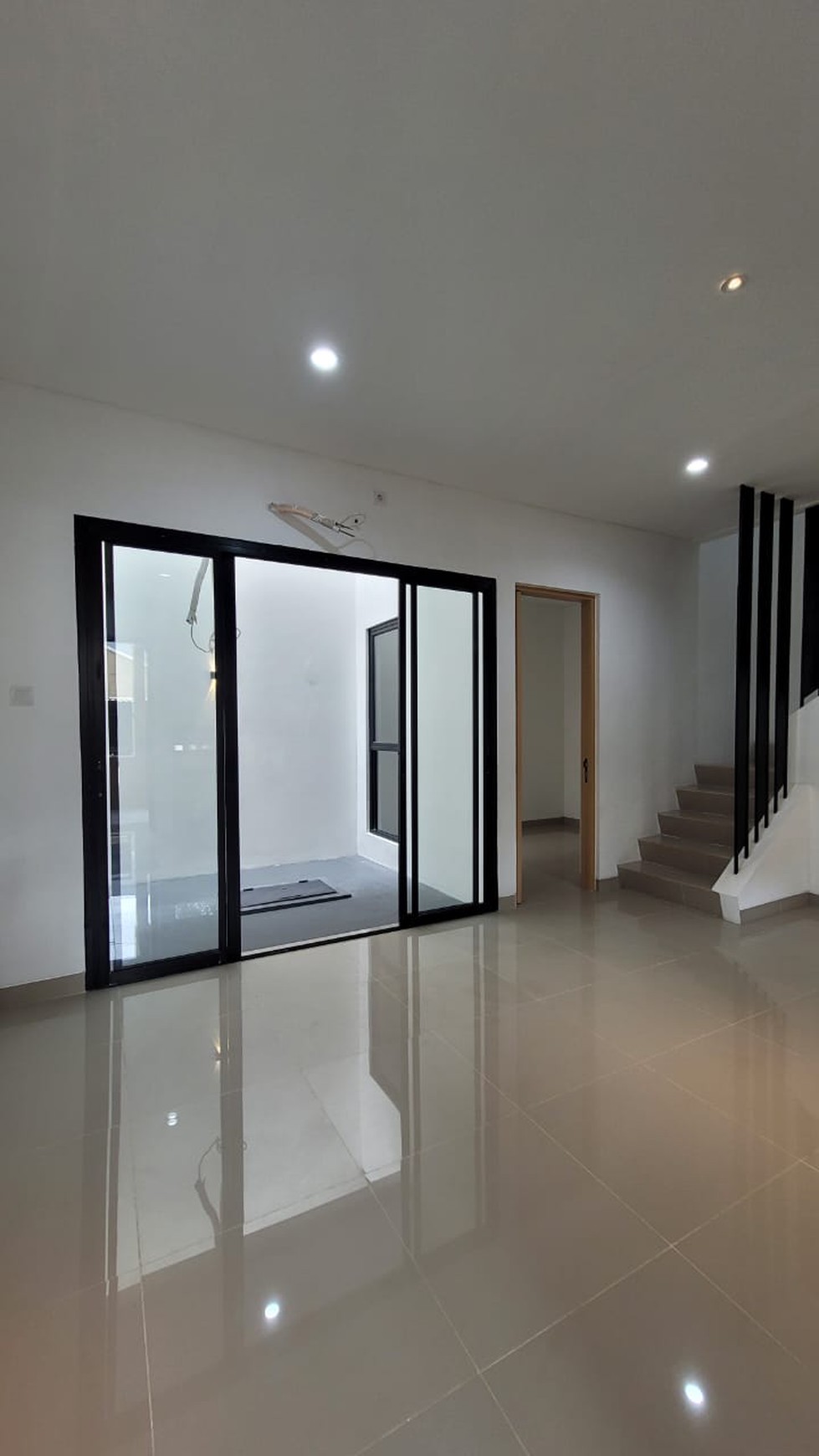Rumah Baru Siap Huni Tata Ruang Efisiensi Simple & Nyaman- Tipe B