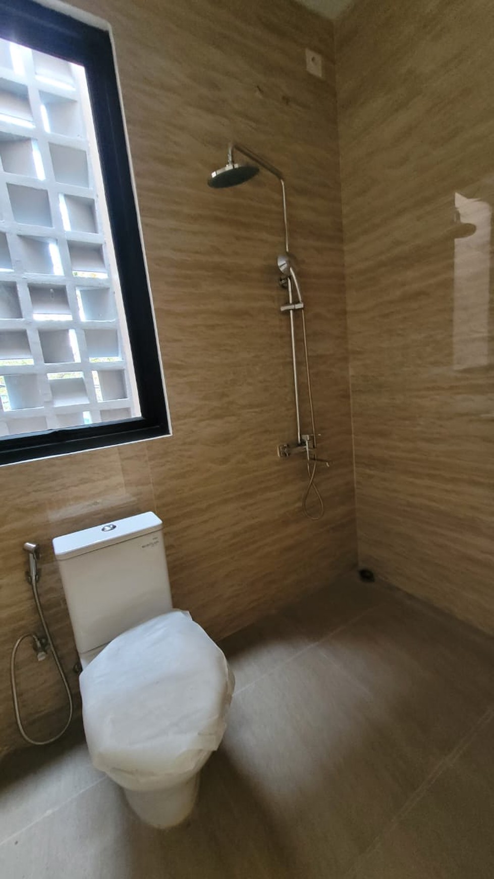 Rumah Baru Siap Huni Tata Ruang Efisiensi Simple & Nyaman- Tipe B