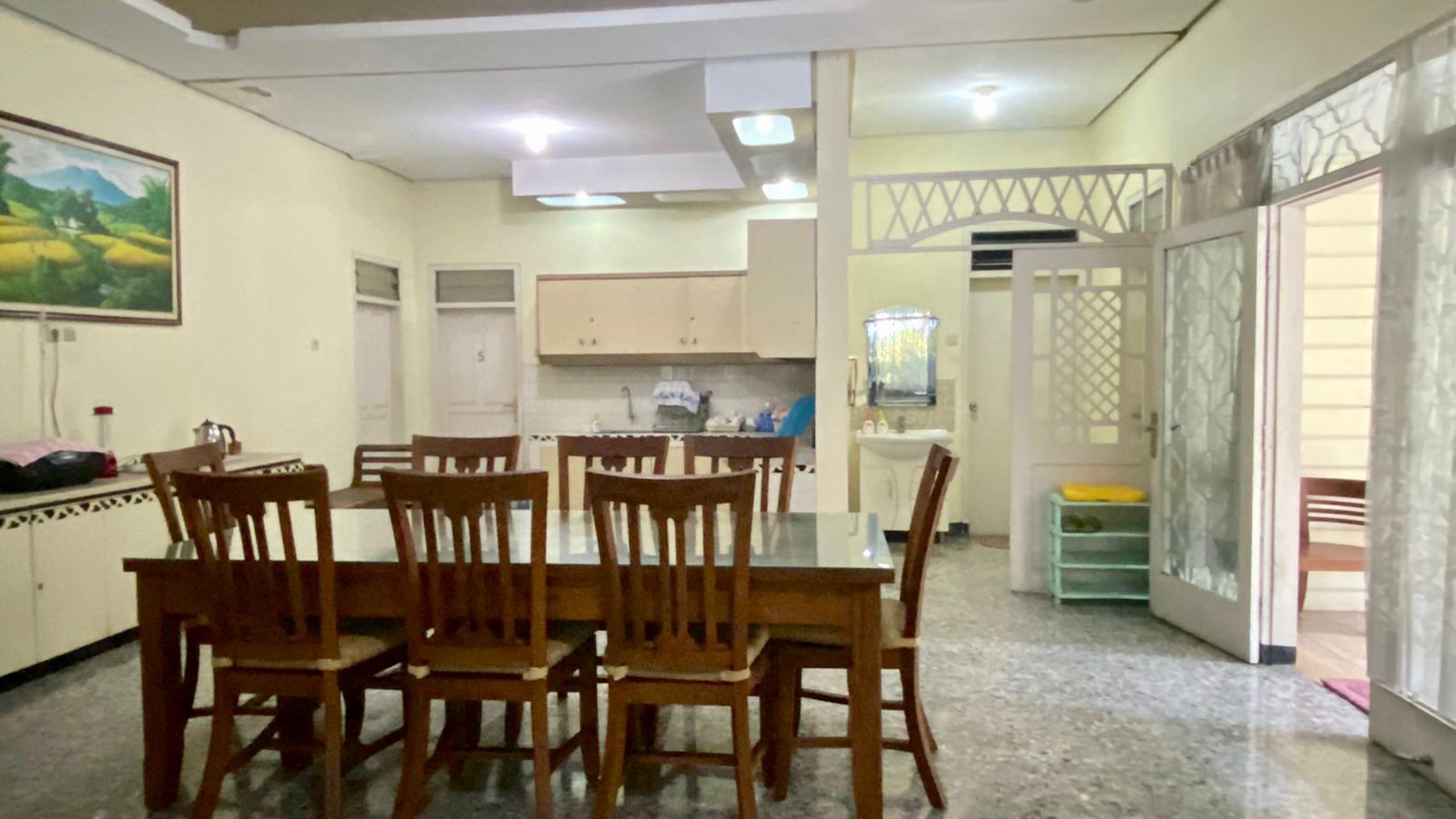 Dijual 2595 M2 Rumah Villa Pandaan Jawa Timur - Nol Jalan Raya - Ada Kolam Renang, Lapangan Basket, Taman Luas