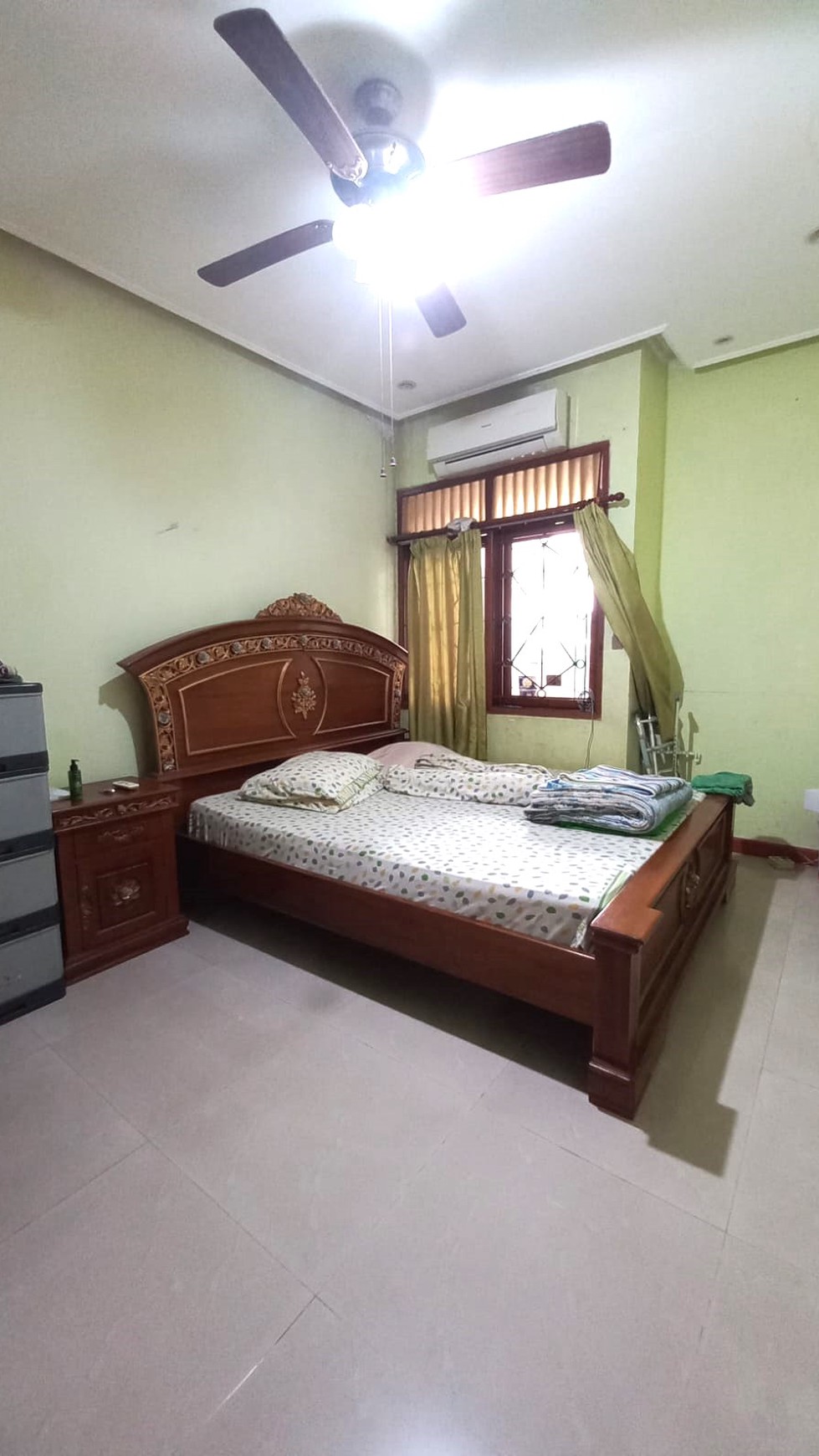 Rumah 2,5 Lantai di Komplek Cinere Best Price Lokasi Strategis