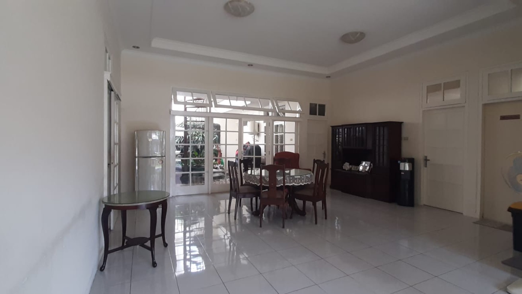 Bukit Cinere Indah Rumah Terawat Berhalaman Luas Dan Asri