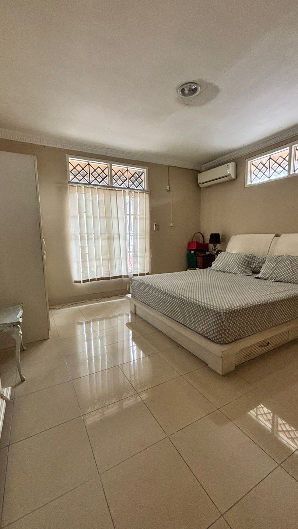 Rumah Bagus Di Jl Kedondong Raya Jagakarsa Jakarta Selatan