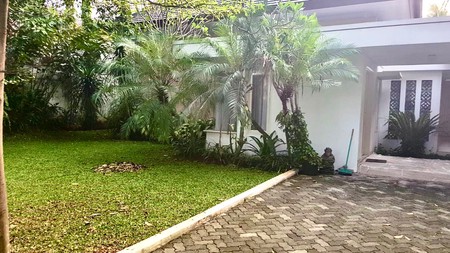 Rumah Siap Huni Taman Luas Area Puri Mutiara