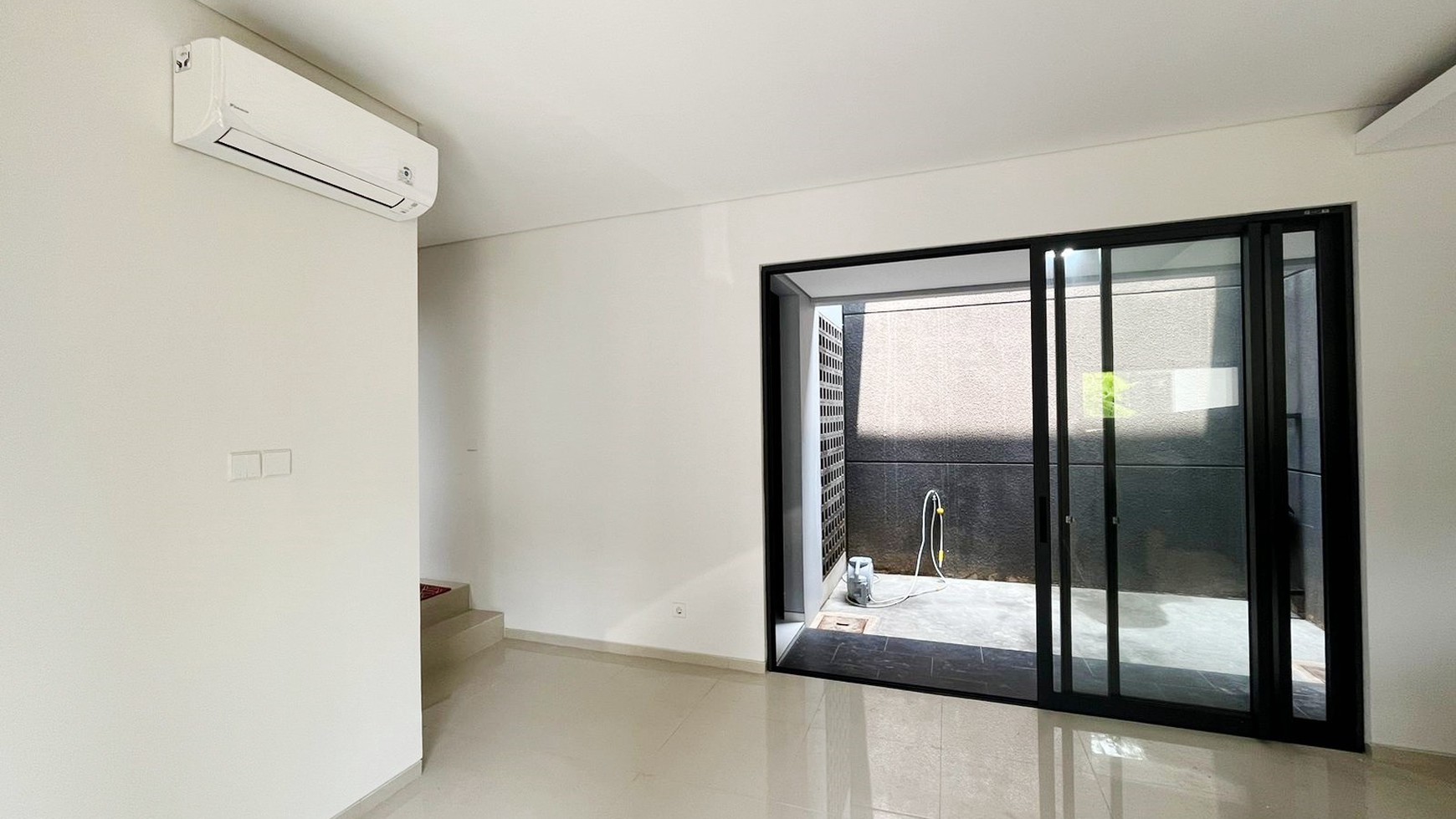 Rumah dalam cluster,bagus di Bintaro Jaya.