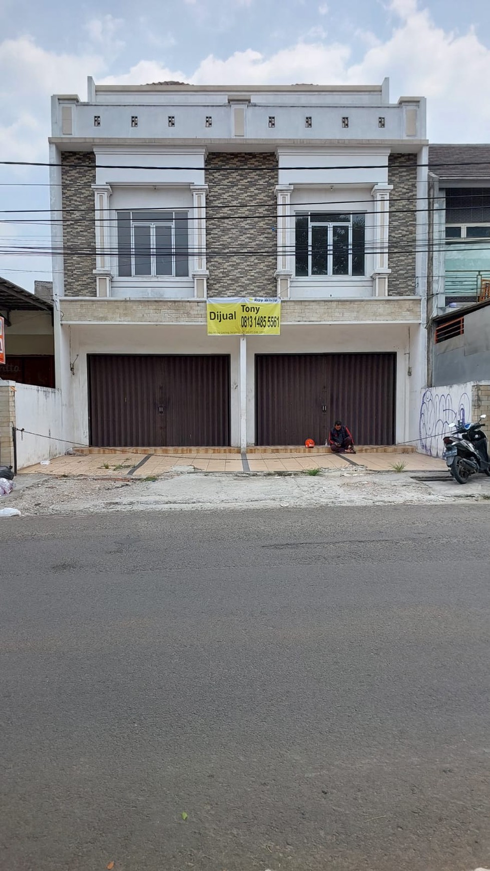 Dijual Cepat Ruko Gandeng 2 Unit di Jl.Boulevard Permata Medang depan Ruko Edison Gading Serpong