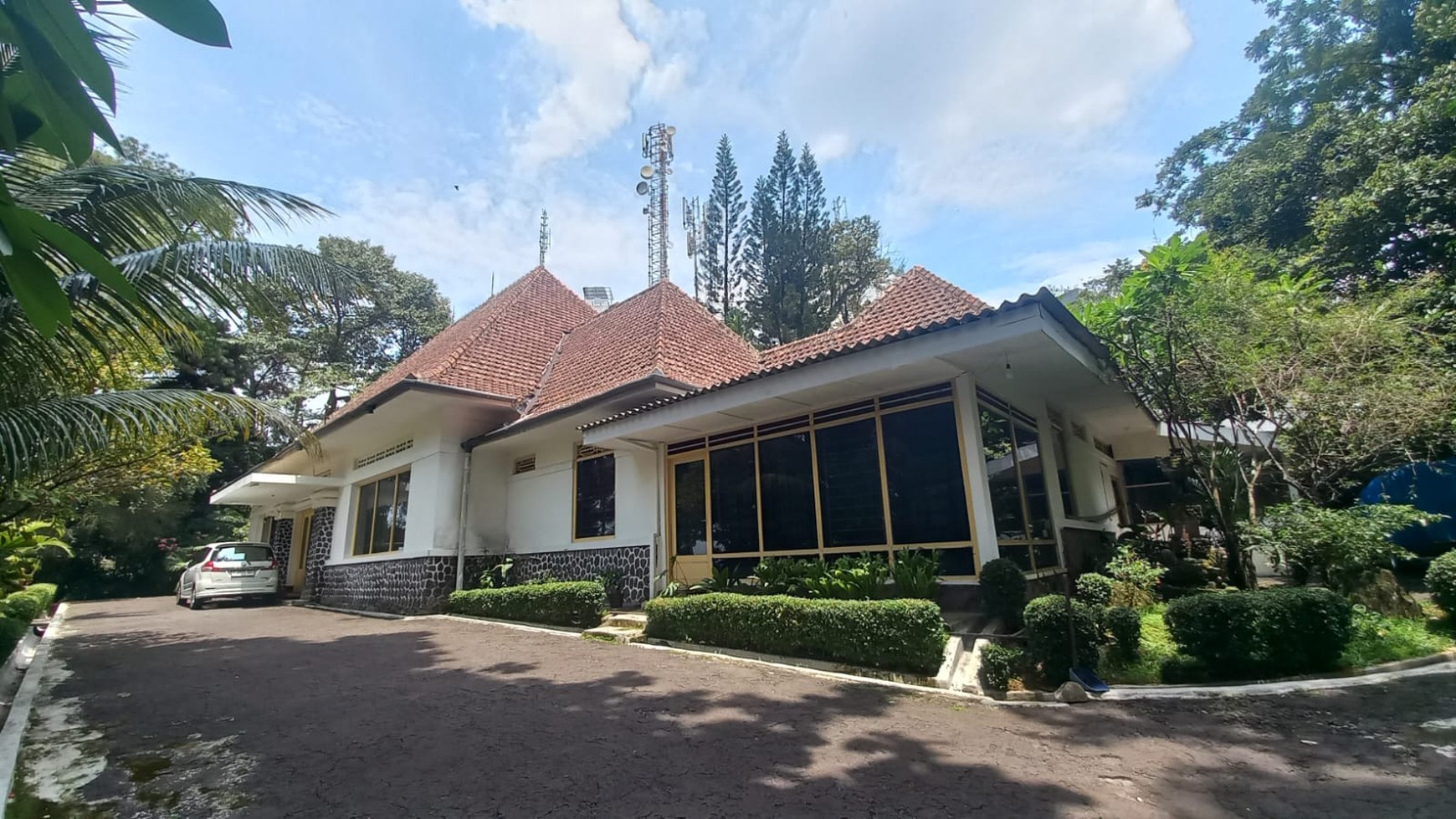 Rumah Hitung Tanah Area Cipete