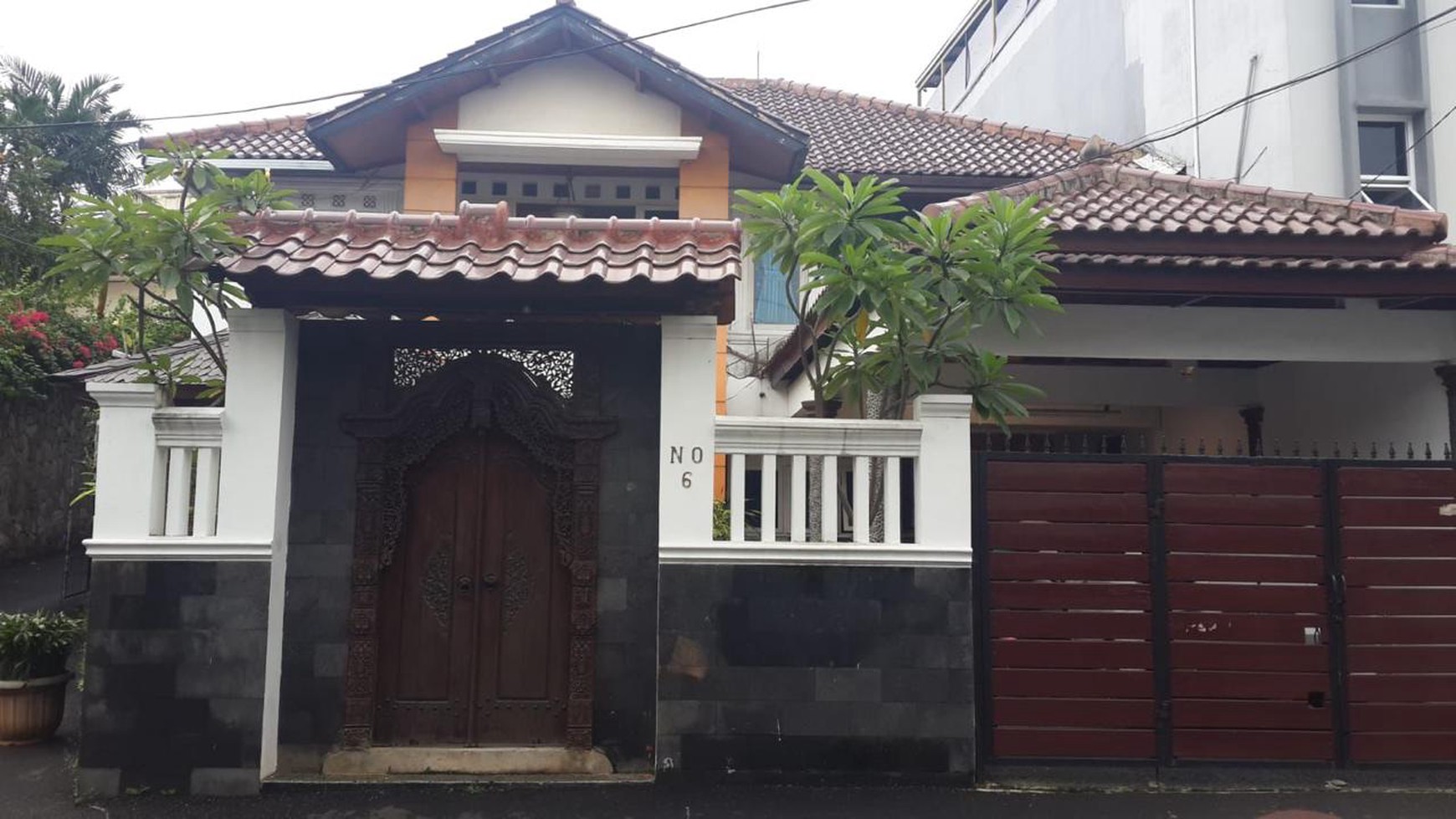 Rumah Hitung Tanah Area Cipete