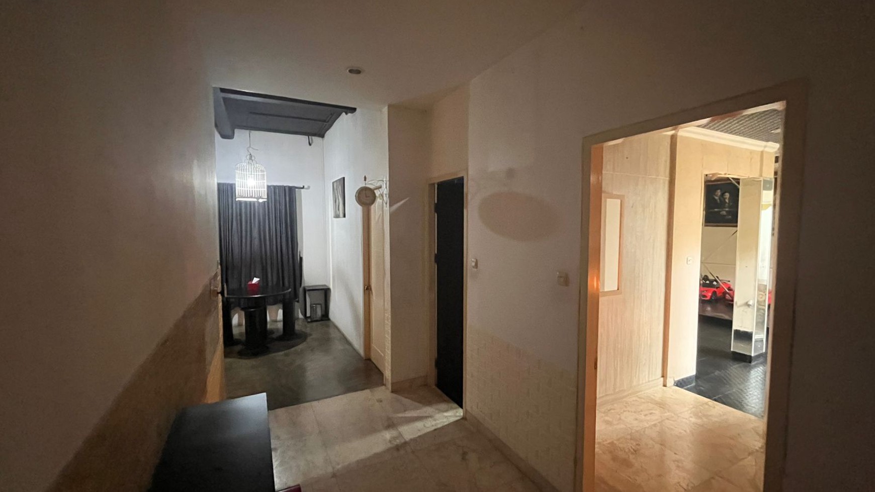 Rumah Hitung Tanah Area Cipete