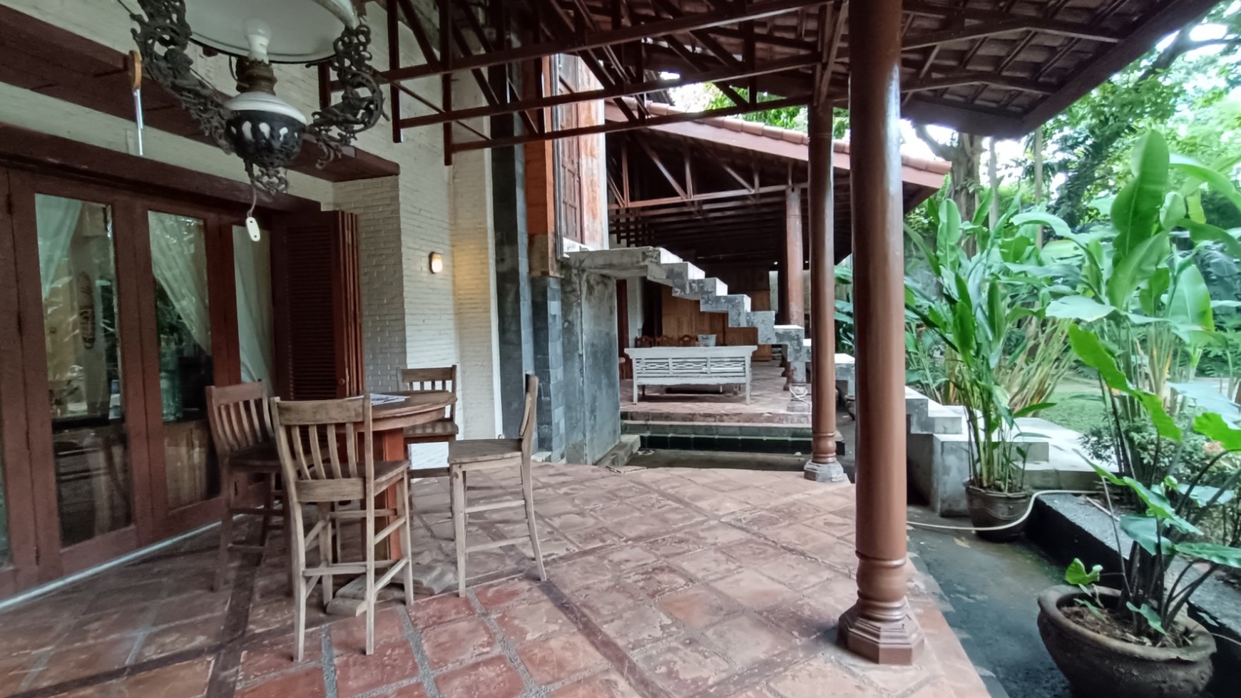 Rumah Hitung Tanah Area Cipete