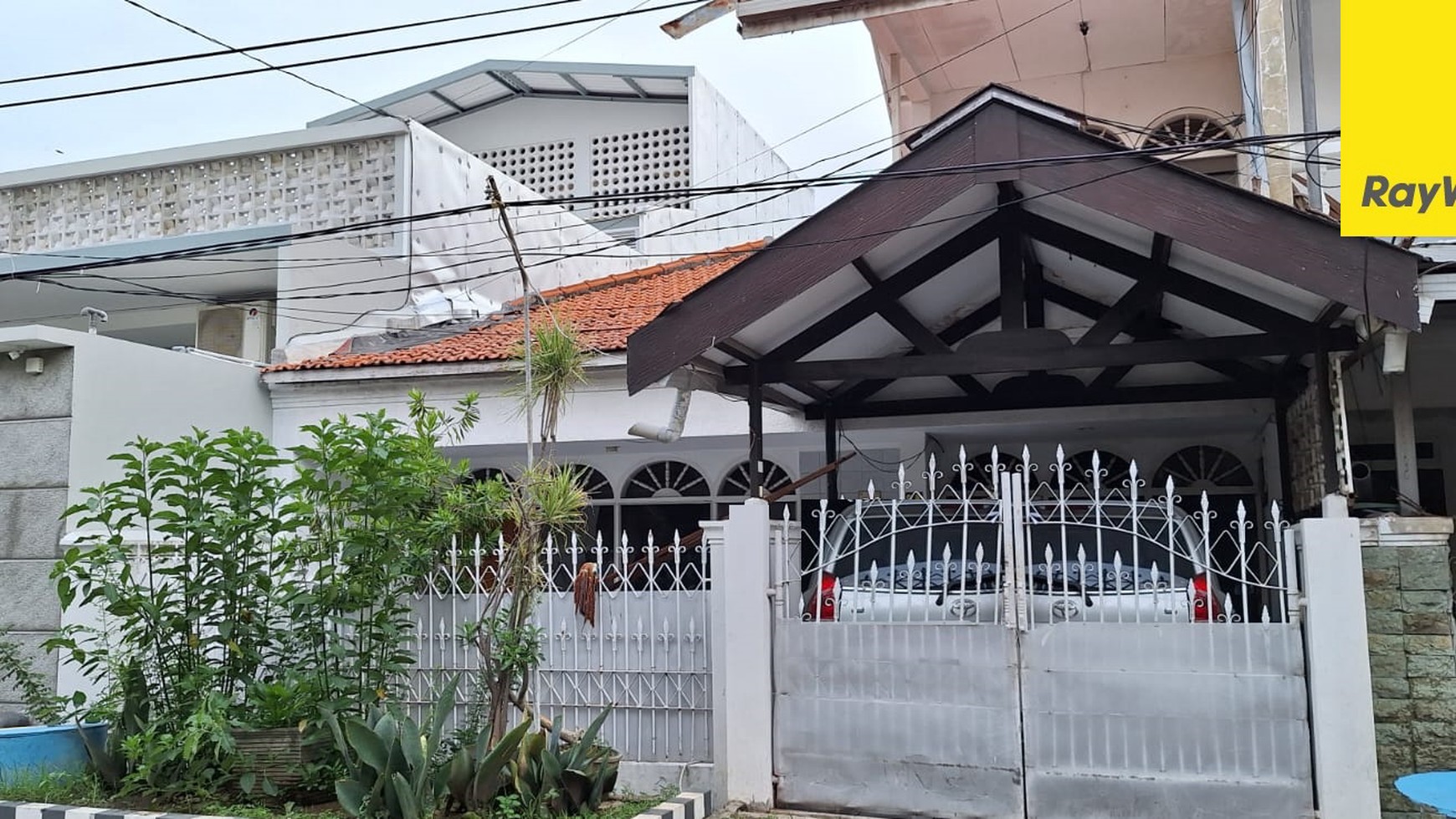 Rumah Hitung Tanah Area Cipete