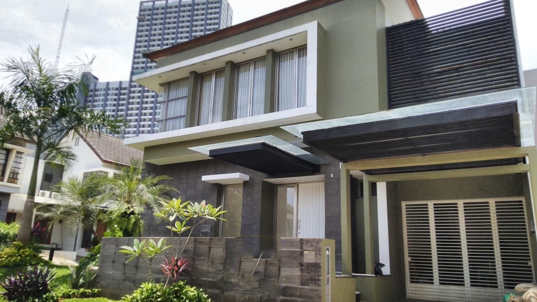 Rumah Hook Siap Huni, dan Hunian Nyaman @Emerald Residence, Bintaro