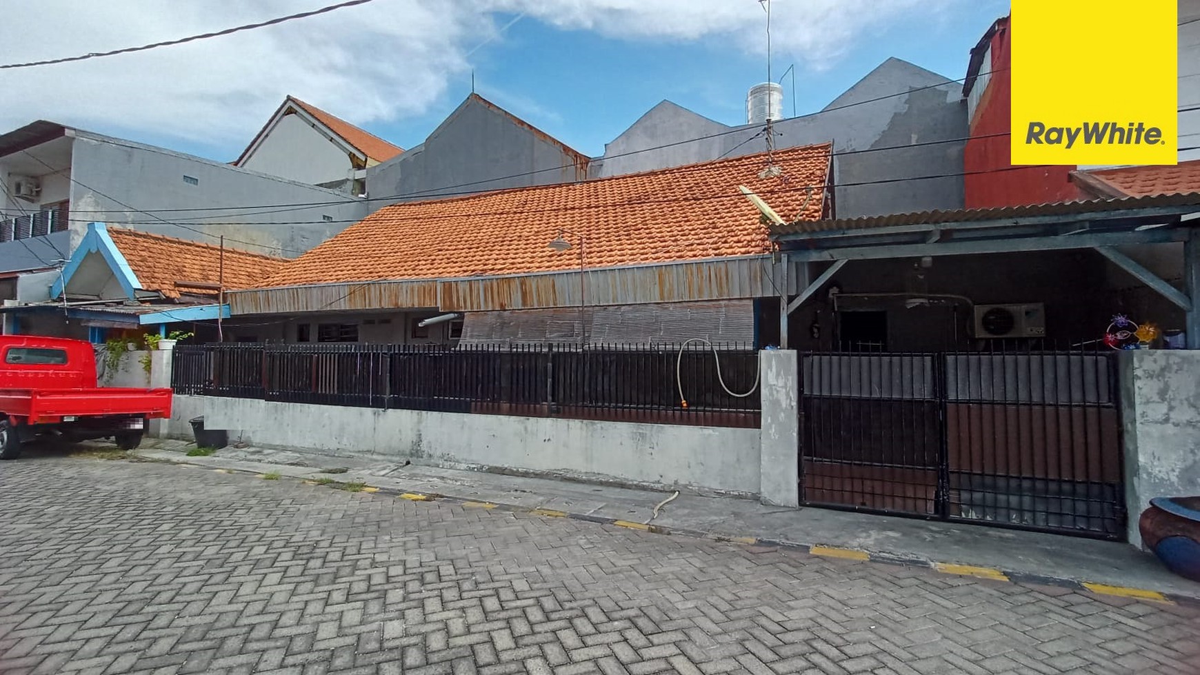 Dijual Rumah di Jalan Karang Menur Gubeng Surabaya