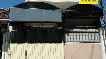 Rumah Dijual Petemon Barat Surabaya