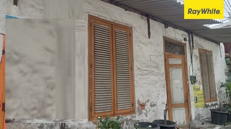 Dijual Rumah SHM Pusat Kota di Jl Tembaan Surabaya