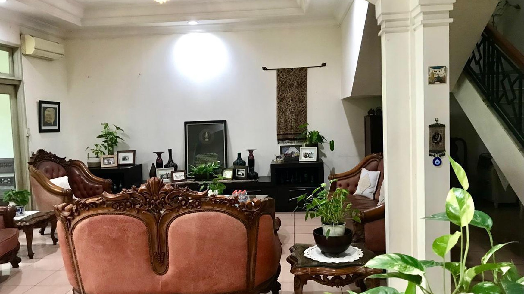 Rumah Bagus Di Jl Raya Ragunan Jakarta Selatan