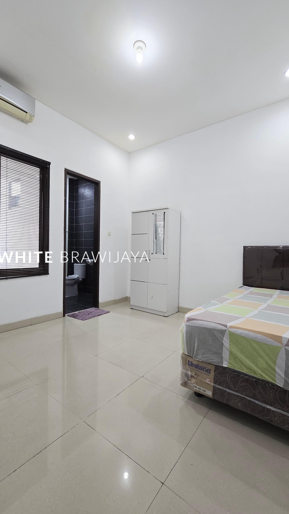 Rumah 2 Lantai Semi Furnished Antasari Kebayoran Baru