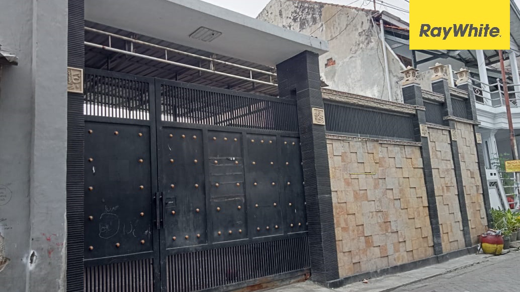 Rumah Dijual Kedinding Lor Kemuning Surabaya