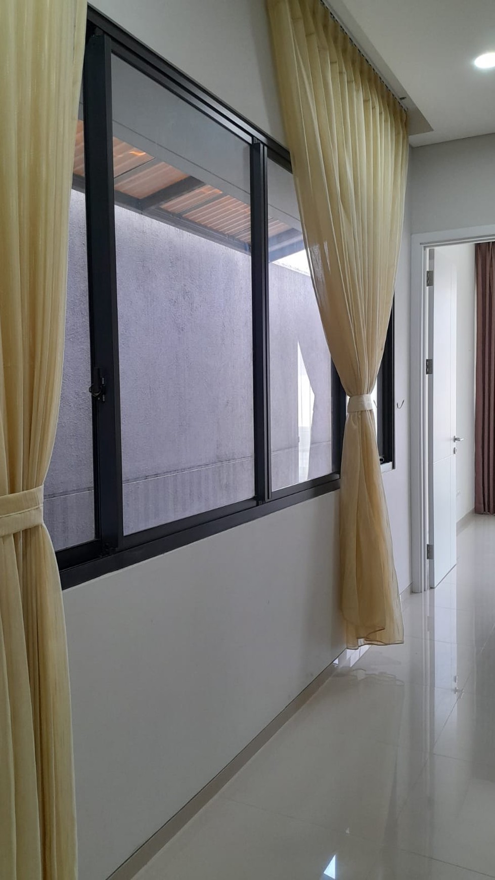 Rumah Bagus Di Discovery Amore Bintaro Sektor 9