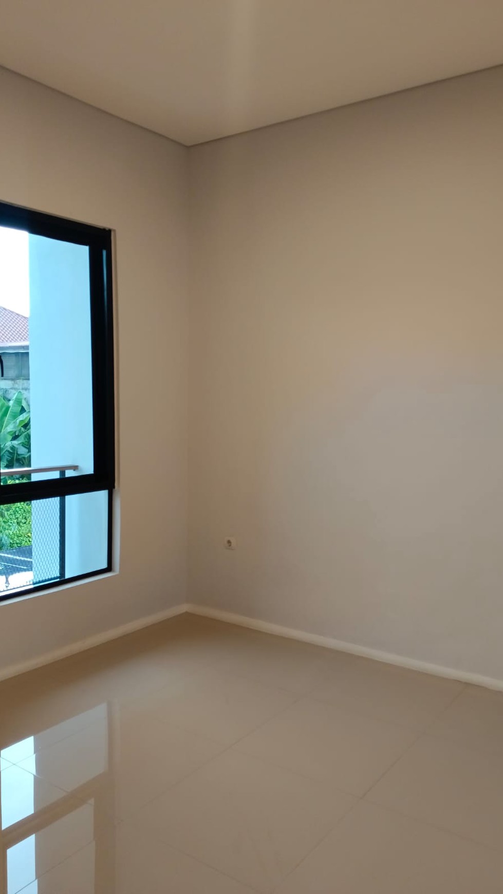 Di Jual Rumah Bangunan baru siap Huni posisi hook 2 Lantai di Ciledug, Tangerang 