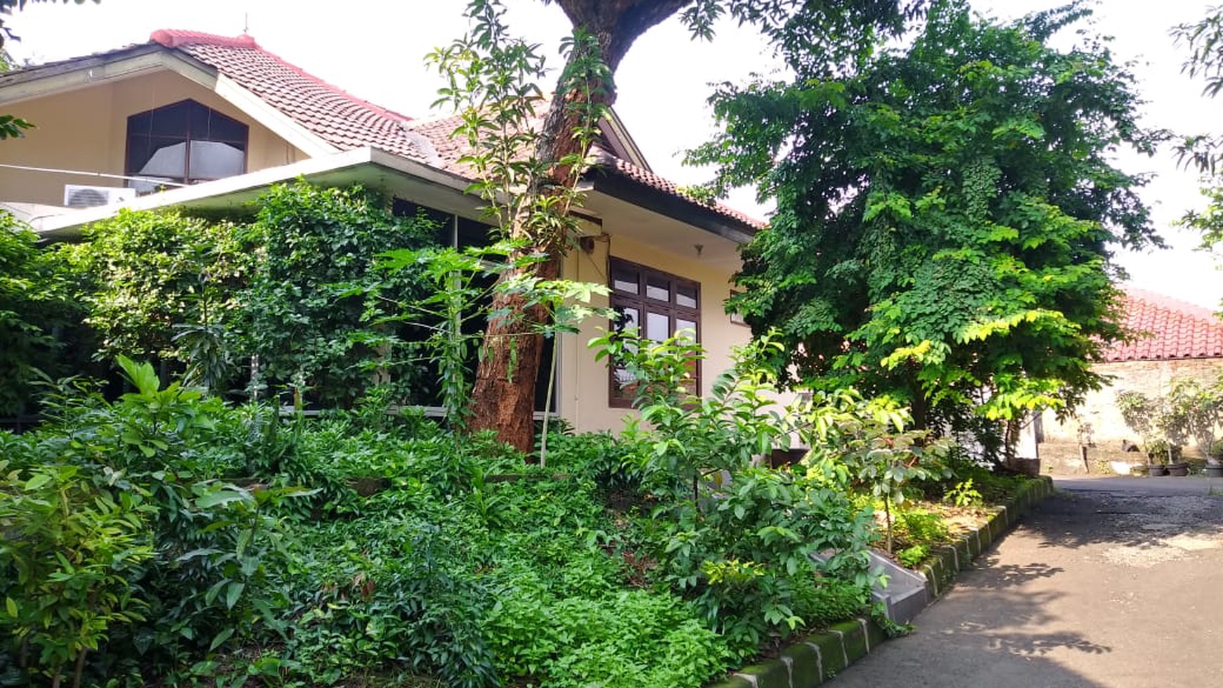 Rumah Hitung Tanah Area Cipete