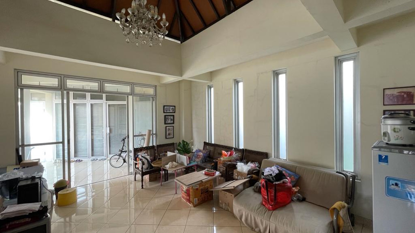 Rumah Hitung Tanah Area Cipete