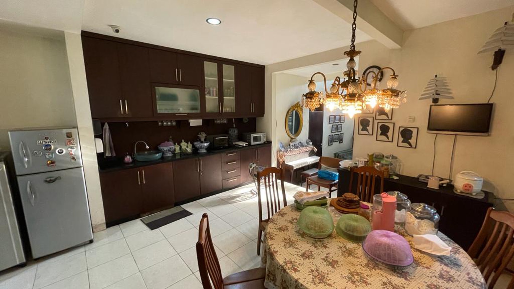 Rumah Hitung Tanah Area Cipete