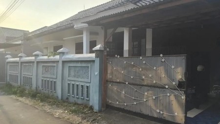 DIjual rumah 2 lantai Akses Lokasi nyaman, asri dan aman di Pisangan, Tangerang Selatan