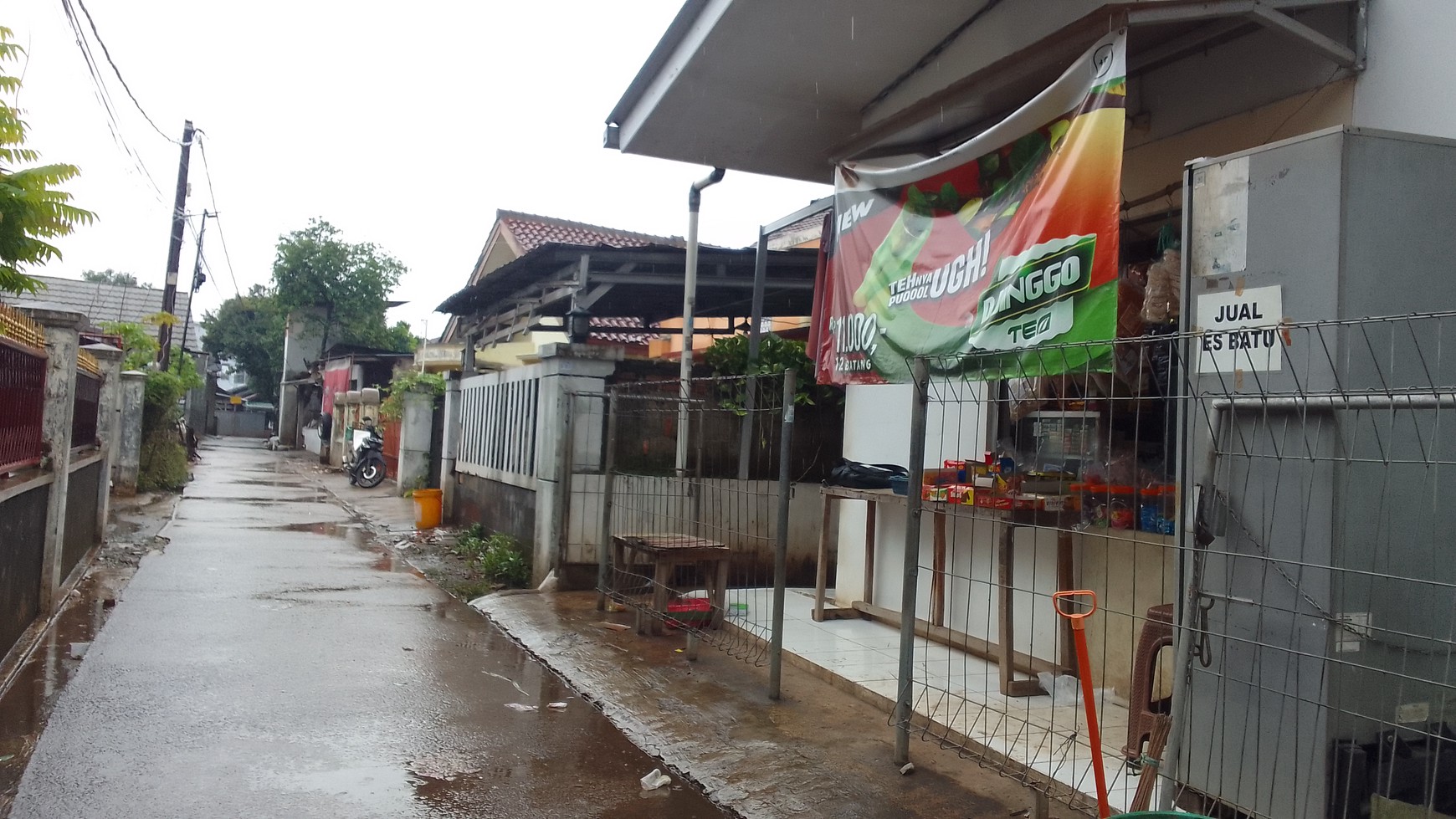 Kontrakan/ Kos2an 5 Pintu Dekat Pasar Kranggan Jatisampurna Bekasi