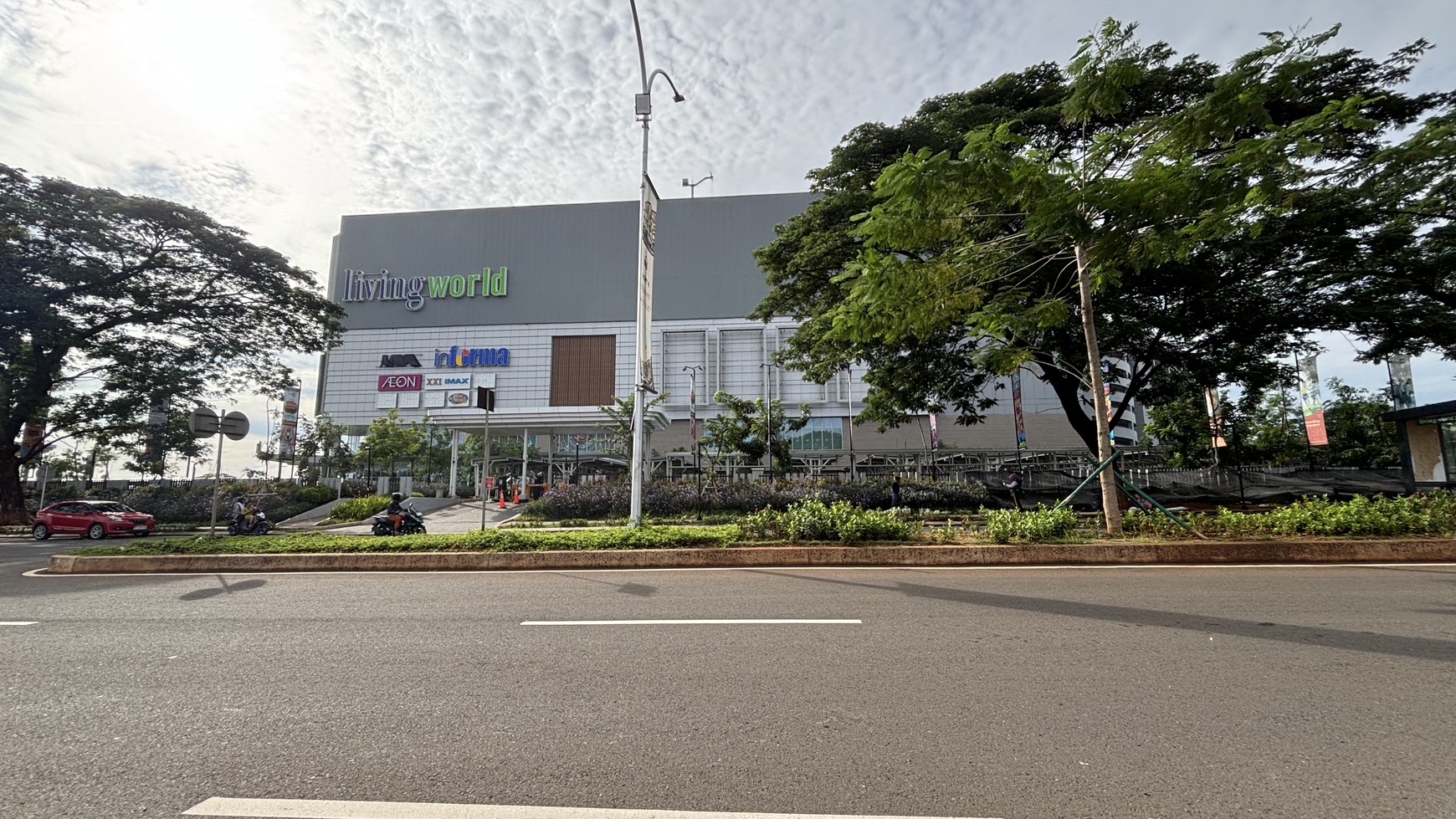 Kavling North Square District CBD Luas 1500m2 Seberang Mall Living World Kota Wisata