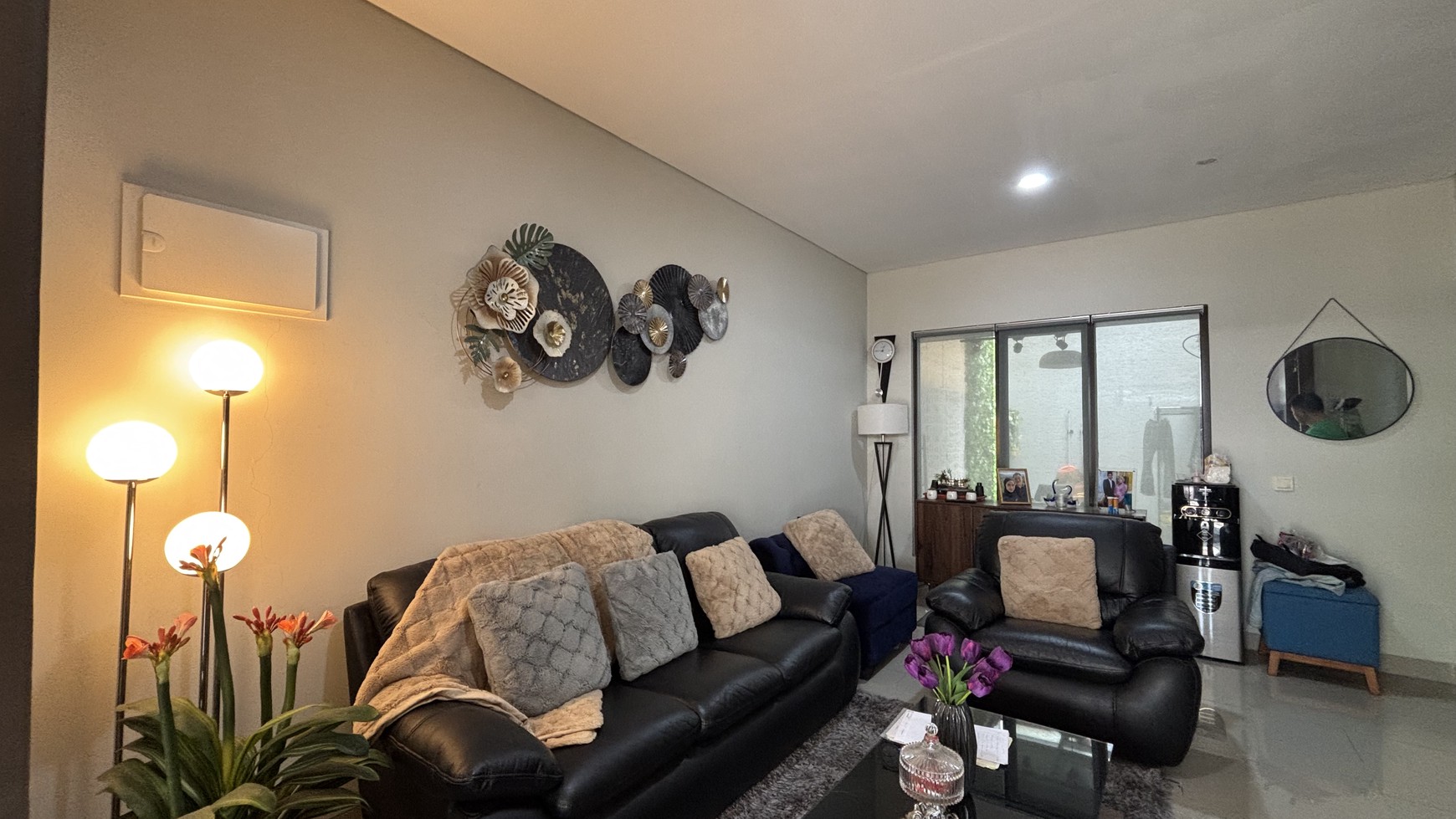 Rumah Modern Tropis, Full Renov Siap Huni di Premier Estate 3 Cibubur