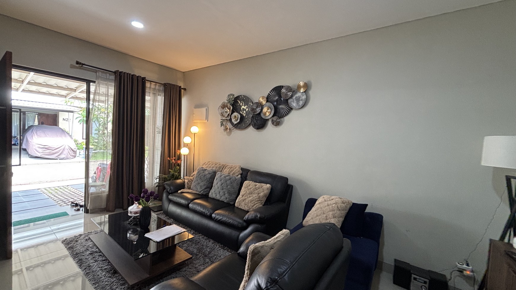 Rumah Modern Tropis, Full Renov Siap Huni di Premier Estate 3 Cibubur