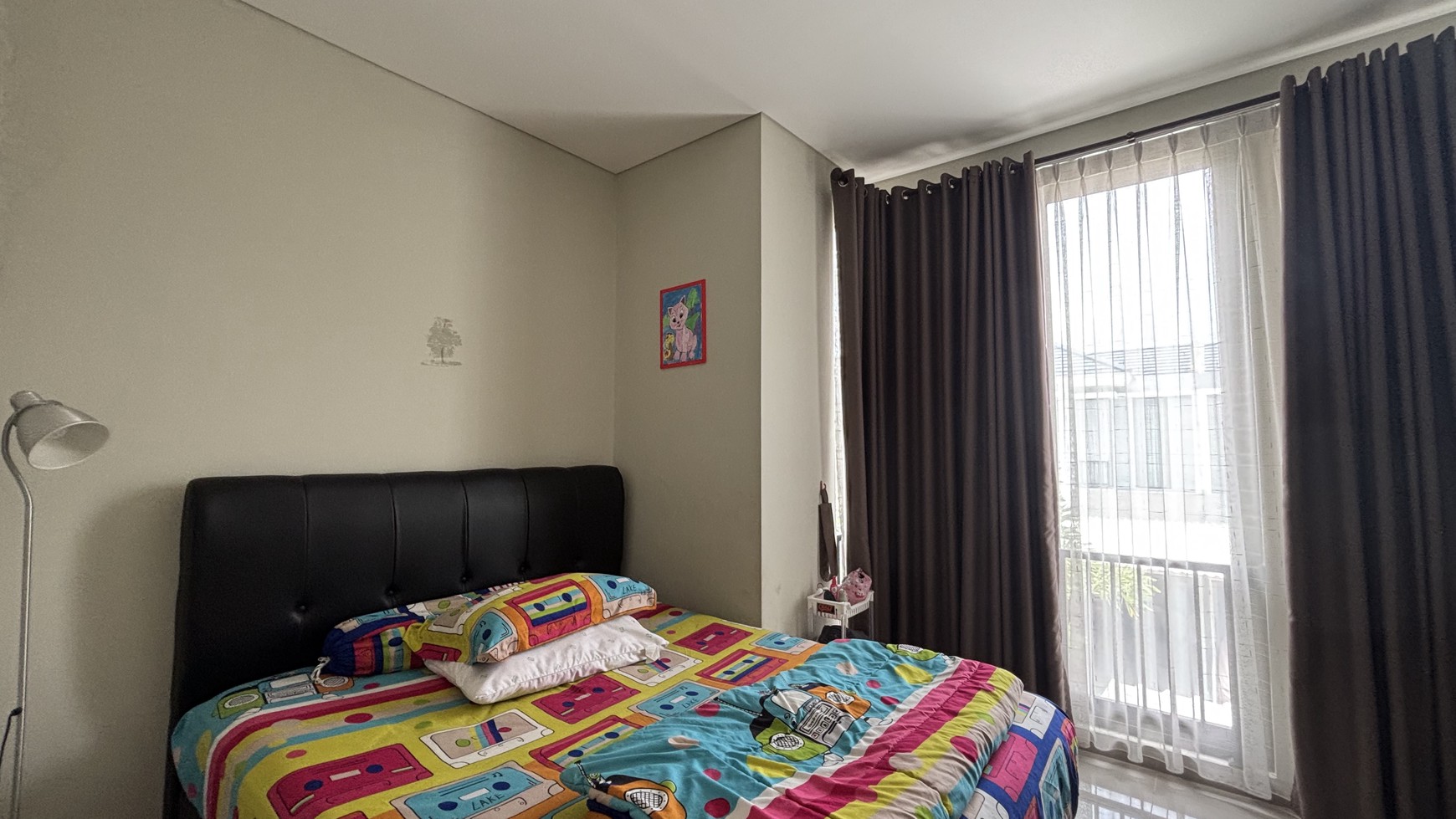 Rumah Modern Tropis, Full Renov Siap Huni di Premier Estate 3 Cibubur