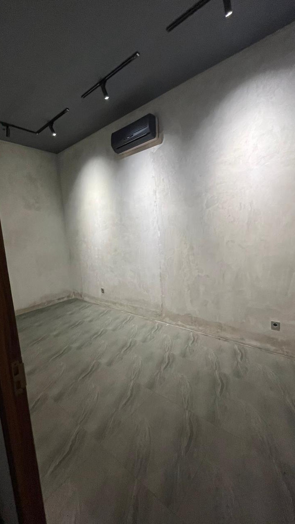 RUKO AKSES JALAN UTAMA BSD TIMUR (BONUS AC DAN CCTV)