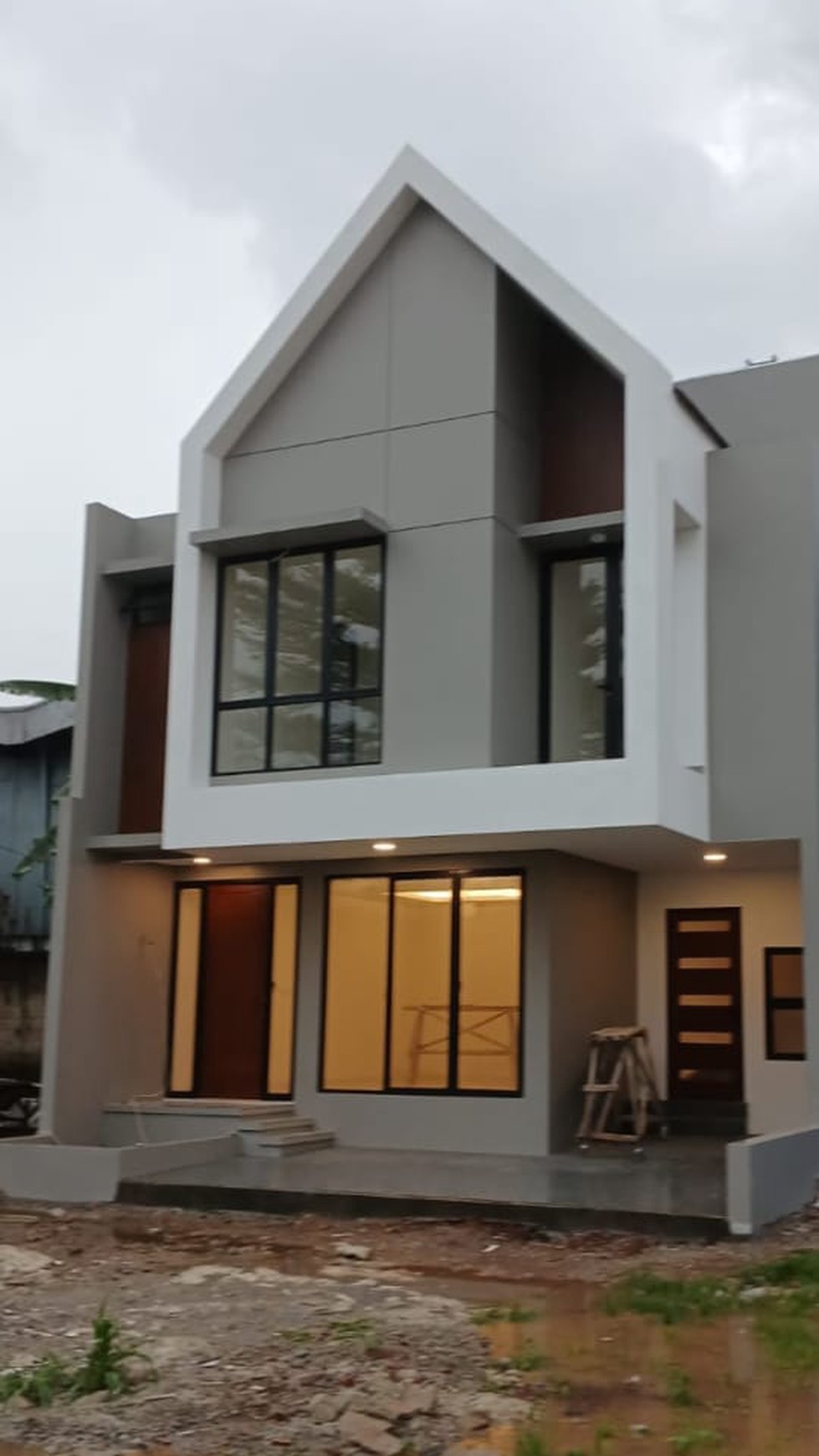 Dijual Rumah Cluster Baru Lokasi Strategis di Bintaro 