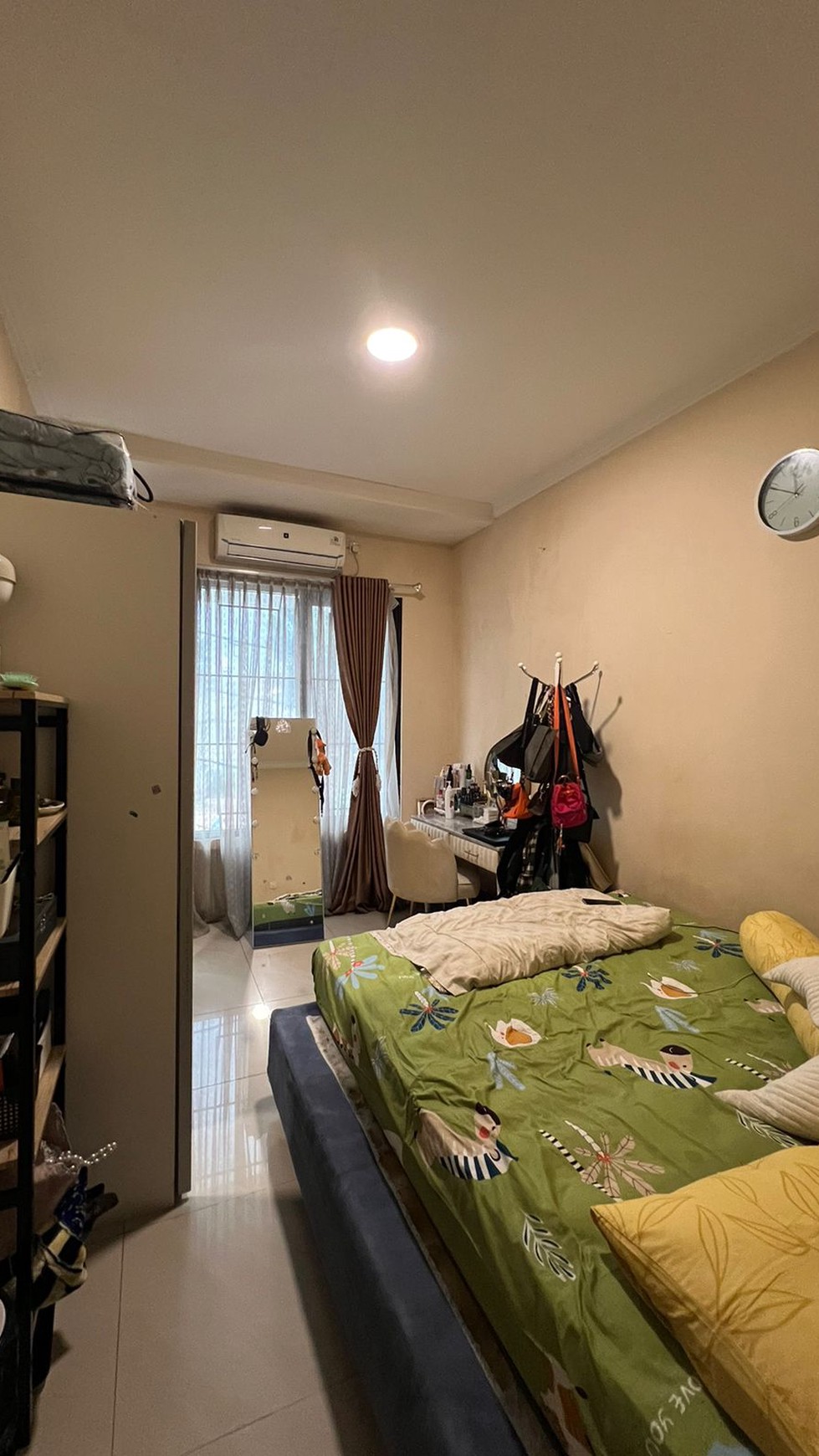 Dijual Ruko 3 lantai lokasi strategis cocok untuk buka bisnis, di Pos Pengumben, Jakarta Barat.