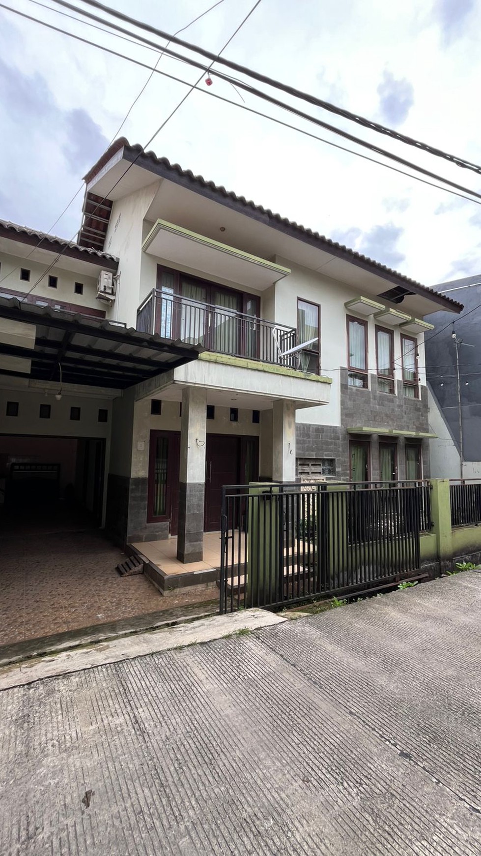 Dijual Rumah Beserta Usaha Kost2an di Perumahan Setu Indah, Cipayung, Jakarta Timur