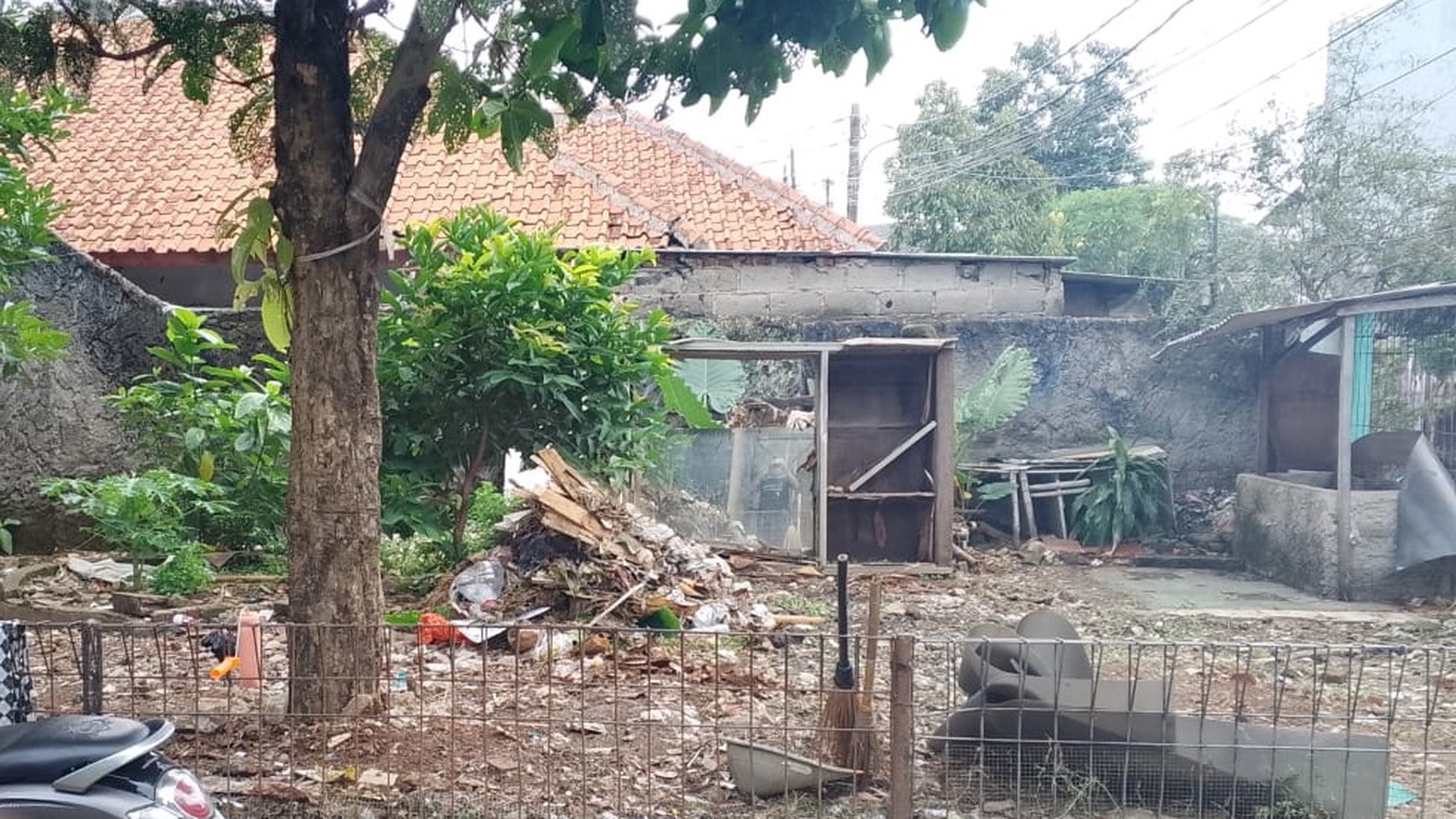 Rumah Hitung Tanah Area Cipete