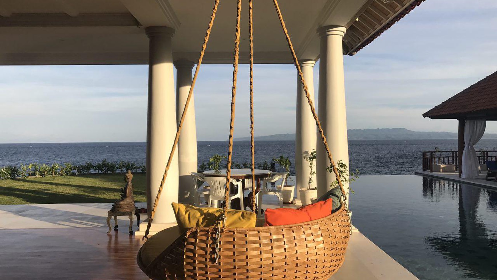 Exclusive Ocean Front Luxury Villas in a Stunning Location Bali