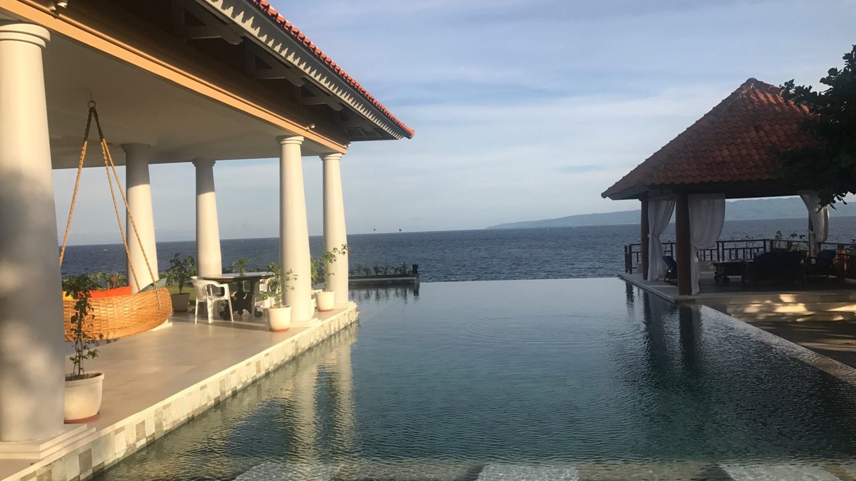 Exclusive Ocean Front Luxury Villas in a Stunning Location Bali