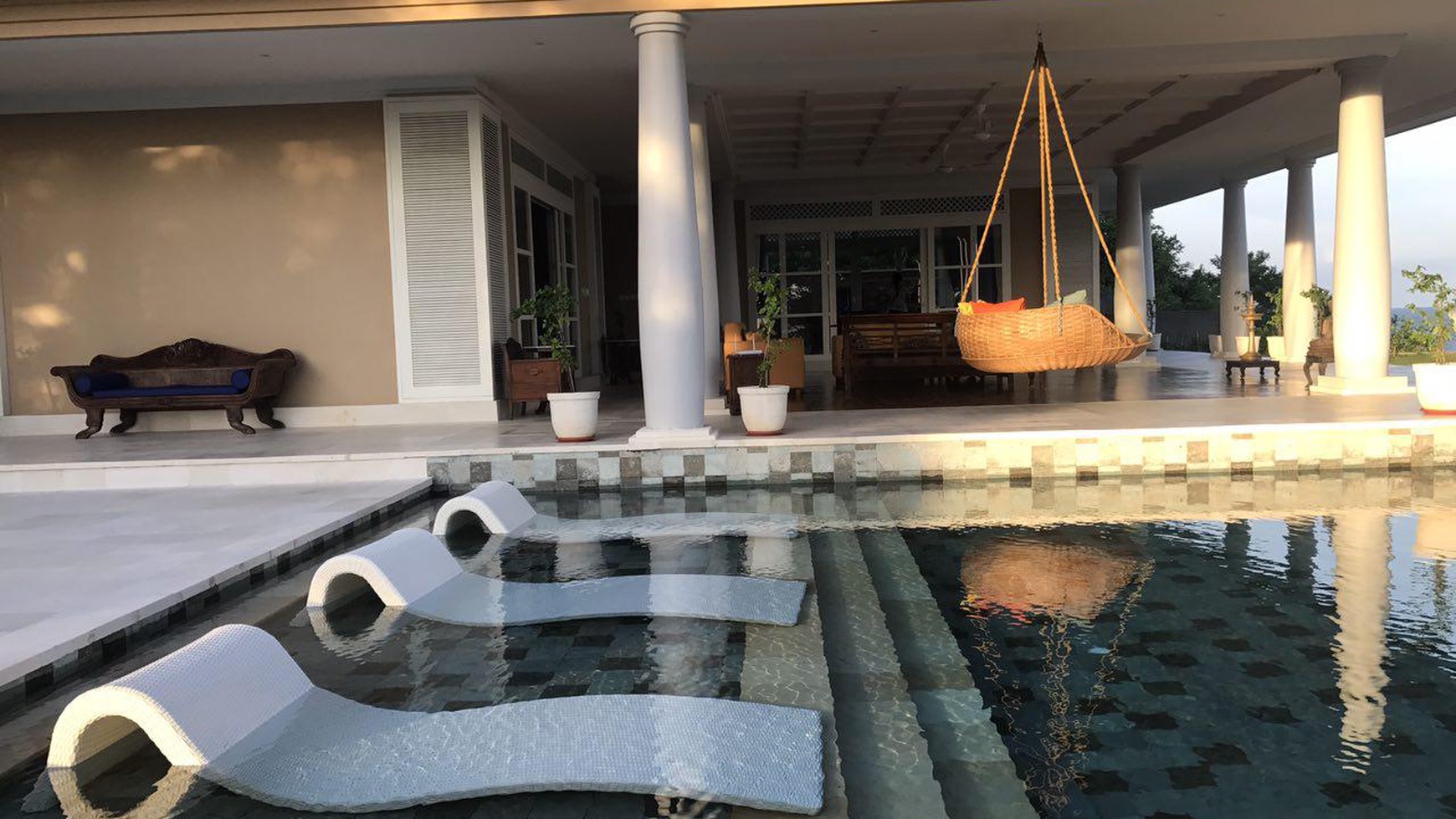 Exclusive Ocean Front Luxury Villas in a Stunning Location Bali