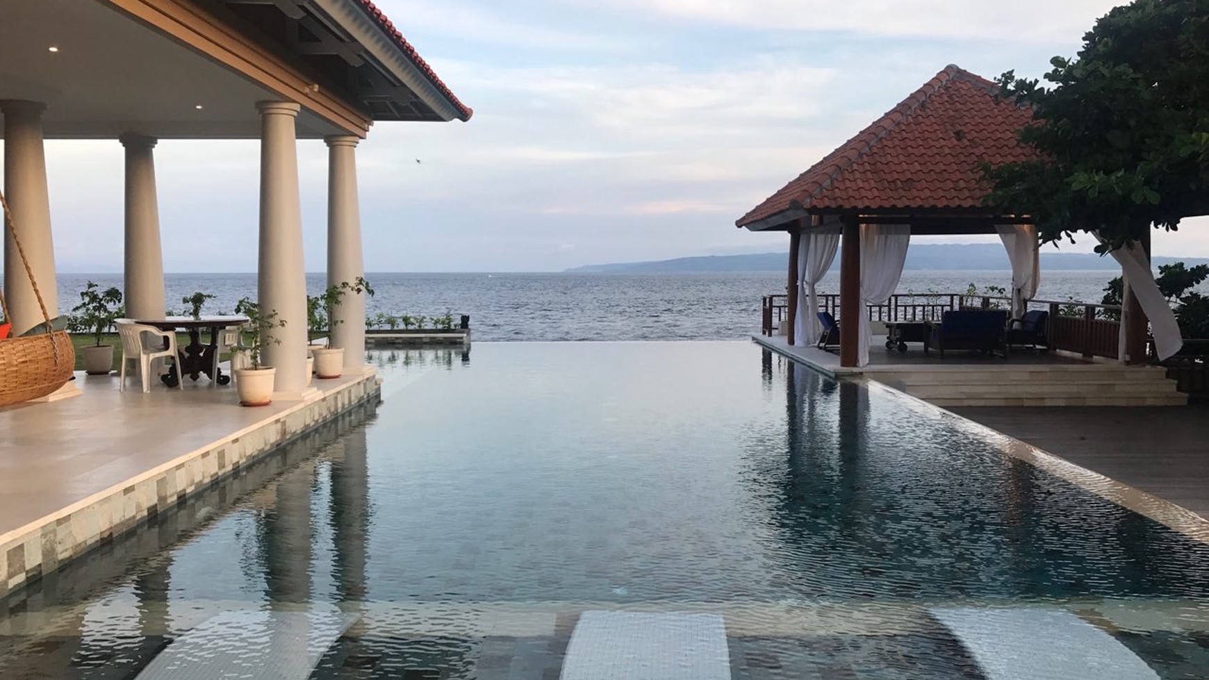 Exclusive Ocean Front Luxury Villas in a Stunning Location Bali
